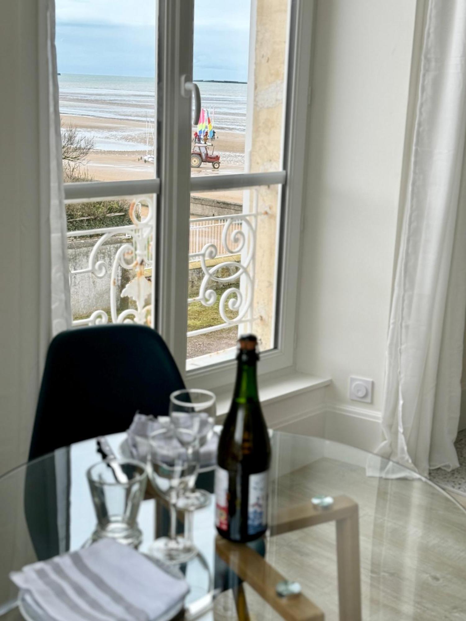 Sunny Apt On D-Day Beach With Parking Saint-Côme-de-Fresné Zewnętrze zdjęcie
